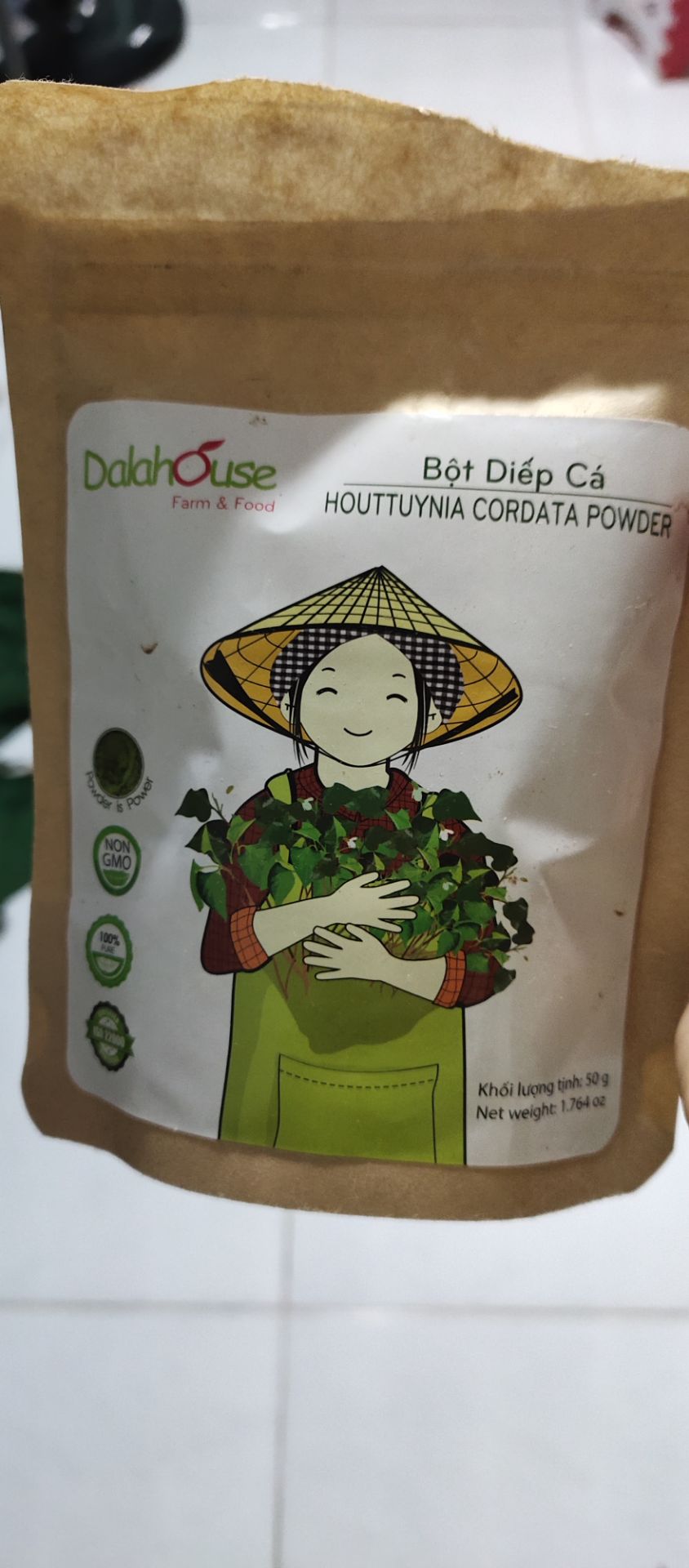 Nhận hàng lâu rồi, đã dùng thử, nay mới đánh giá. Hàng chất lượng tốt, dễ uống, tiện lợi