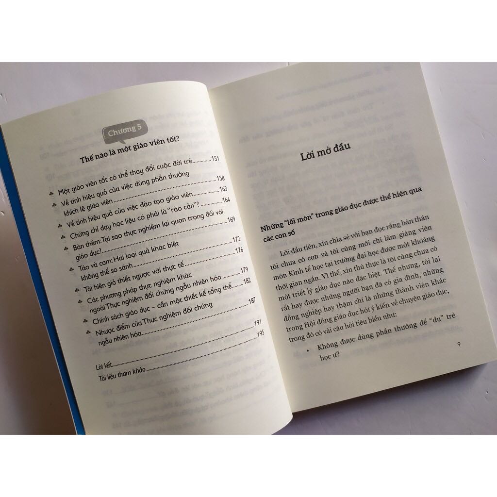 Sách rất hấp dẫn và bổ ích. Tác giả đã dẫn chứng các số liệu làm bằng chứng cho những kết luận của mình!