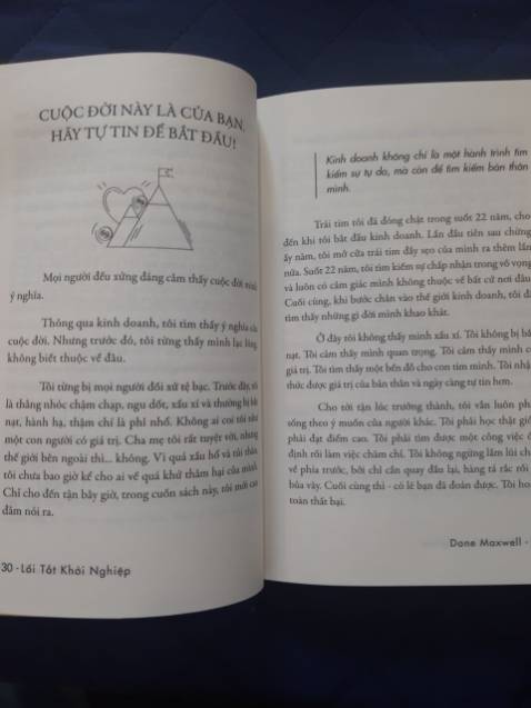 Bộ sách rất thú vị dành cho người khởi nghiệp. Cuốn Lối tắt thì đi sâu vào động lực và tư duy cho những doanh nhân mới. Hai cuốn sau: Du kích và Thực hành thì đưa ra những giải pháp và cách thức mà mình từ trước đến giờ thậm chí không nghĩ đến. Đúng như cái tên "du kích", rất độc lạ.
P/s: Sách trình bày cũng rất đẹp và bắt mắt