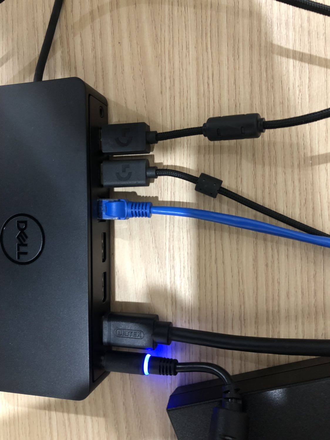 Mua Bộ chuyển đổi Dell Universal Dock D6000 - Hàng Chính Hãng Mua Bộ chuyển đổi Dell Universal Dock D6000 - Hàng Chính Hãng
