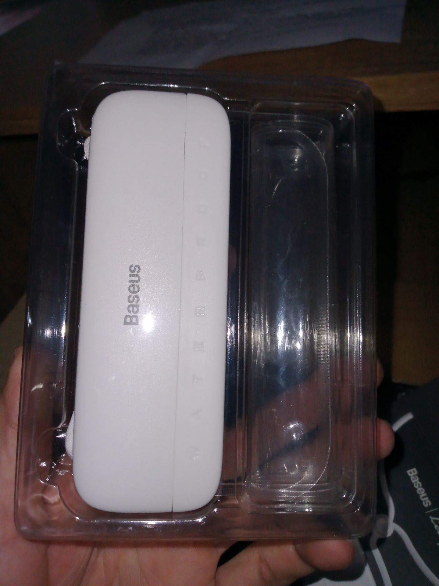 giao hàng nhanh, đóng gói chắc chắn,