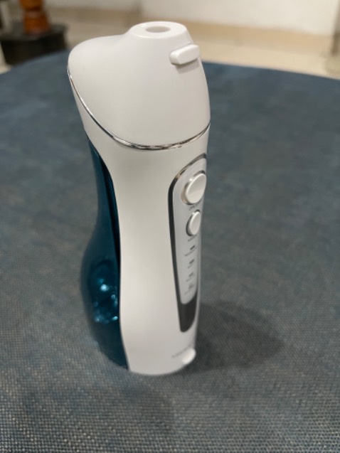 Hàng đóng gói kỹ, bao bì đẹp, chắc chắn. Sản phẩm có mẫu mã nhỏ gọn, dung tích hơi ít (200ml). Đã dùng thử, tạm hài lòng. Chờ dùng thời gian mới biết chất lượng. Tiki giao hàng nhanh chóng, nhân viên vui vẻ nhiệt tình. Cảm ơn shop và Tiki.