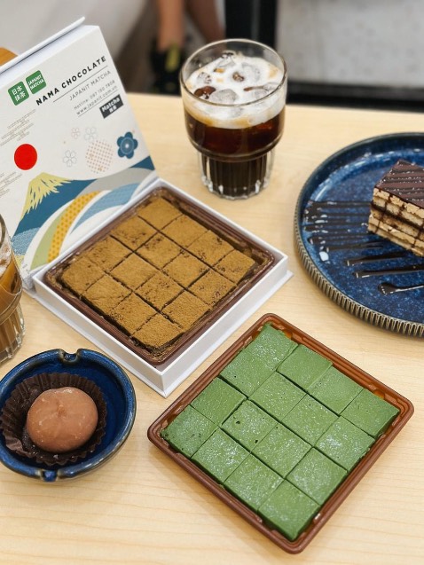 Cực kỳ hài lòng
Sản phẩm có chất lượng đúng như mô tả, đóng gói chắc chắn, rất đáng tiền, giao hàng nhanh. 
P/s: Không có thời gian chụp hình nên mình lấy đỡ hình trên mạng up