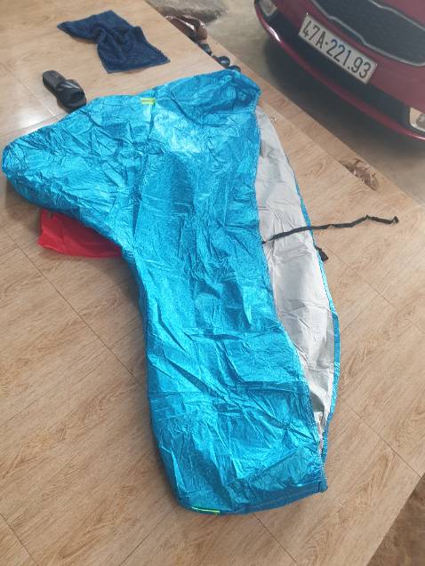 Đặt bạt oto giao bạt xe máy. Lạy