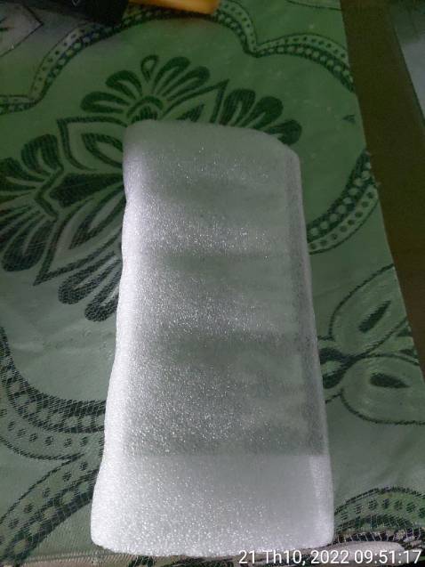 Dùng sản phẩm do bận nên gần 2 tháng nay mới đánh giá :> dung dịch có màu vàng giống như mật ong vậy,mùi thơm của thảo mộc rất dịu nhẹ và mát cậu bé,sau này dùng hết lại mua lọ nữa tiếp quá đã luôn 😝, mấy ông nên mua nha