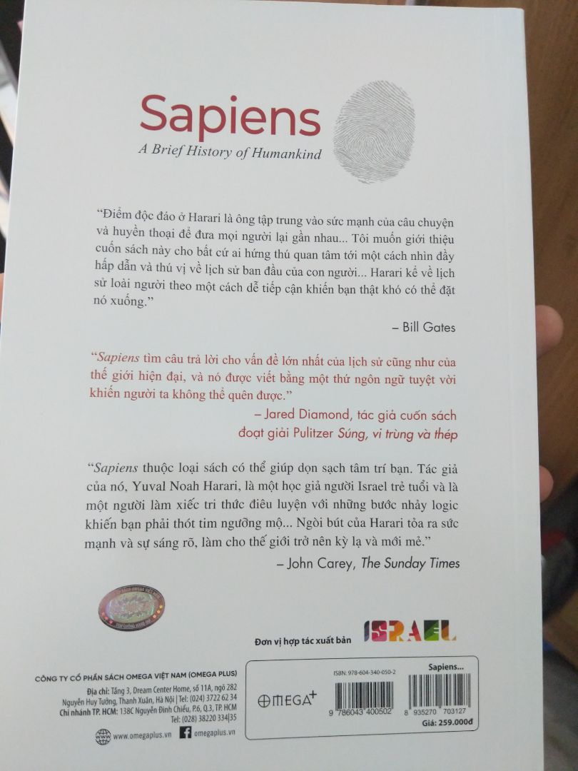 Sản phẩm đóng gói cẩn thận, một cuốn sách đáng đọc, tiki giáo hàng nhanh hơn dự kiến.