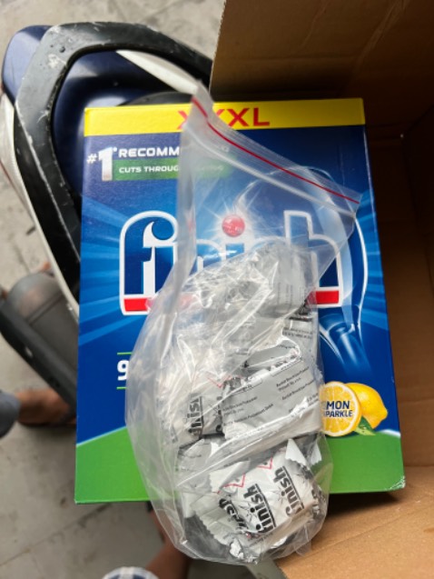 Hàng quảng cáo là loại MEGA 100 viên PTT4592 nhưng giao là loại XxxxL loại 90 viên với 10 viên lẻ! Làm ăn *** mọi người cẩn thận đừng mua