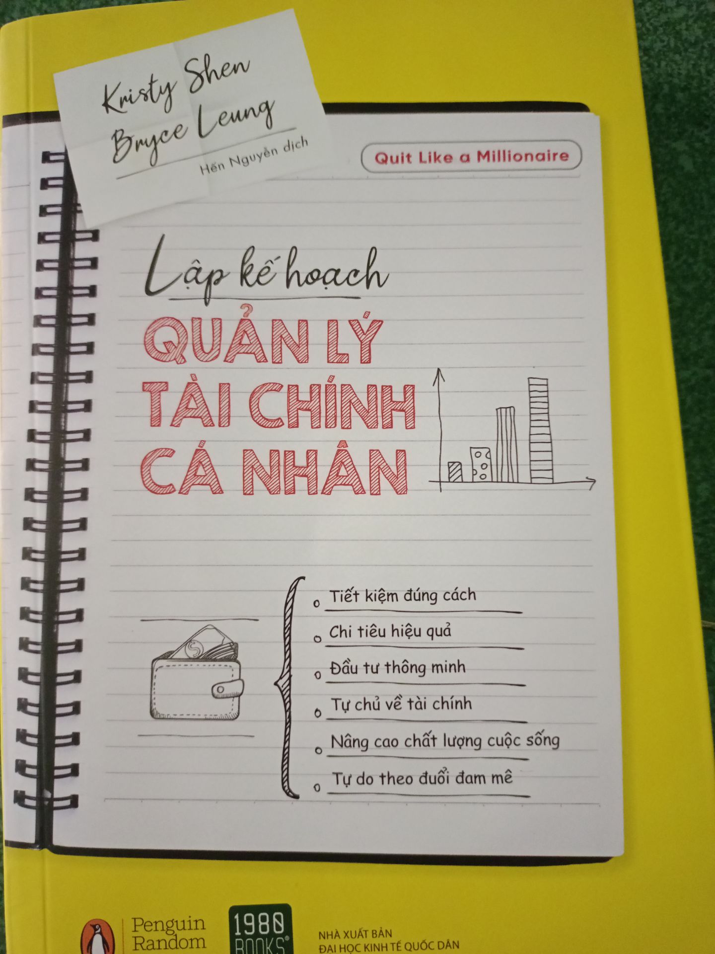 sách dày không còn là vấn đề, vì nội dung đem lại rất hữu ích. Vì tác giả là người Trung Quốc nên cũng có những cách nhìn rất châu á. Tuy nhiên, đa số ví dụ, phương pháp thì dành cho dân cư mỹ, Canada ( vì cô ấy sống ở đó). Nhưng đây là cuốn sách khai sáng tư duy về 3 kiểu làm giàu điển hình nhất và cô ấy thuộc kiểu thứ 3. Nên đọc.