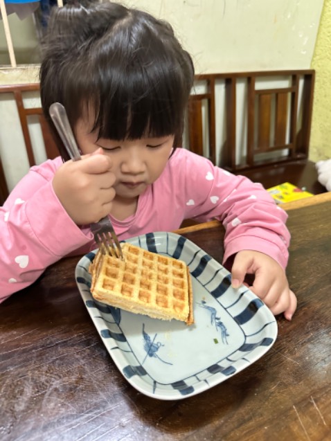 máy dùng ổn áp lắm nha
Mà sao không thấy tặng máy vắt cam vậy shop ơi, complain nha