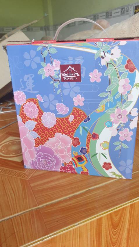 Đóng gói rất kỹ.sản phẩm đẹp,nhìn rat thik.tuy nhiên sản phẩm giao ngẫu nhiên,ko dc lựa chọn.ko khoái vụ này roi