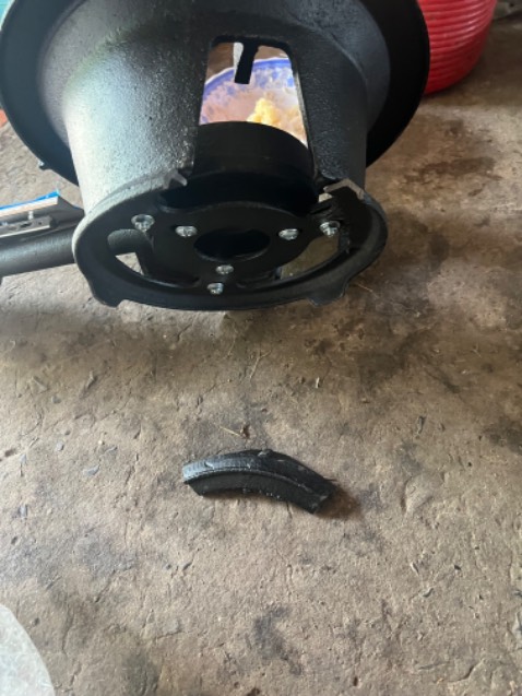 Cố tình giao sai sp. Đóng gói sp sơ sài. Bị bể vở đủ kiểu. Thái độ thì rất kém. Ae nên cân nhắt trước khi mua