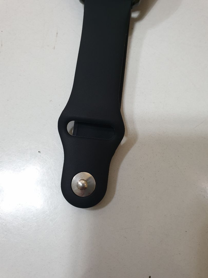 Hàng giao không đúng mẫu trên Tiki. Làm ăn vớ vẩn quá