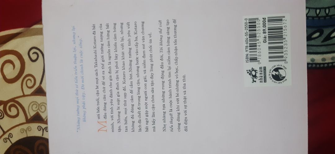 tệ, nhăn nheo, có vệt đen, phải cào mãi mới ra