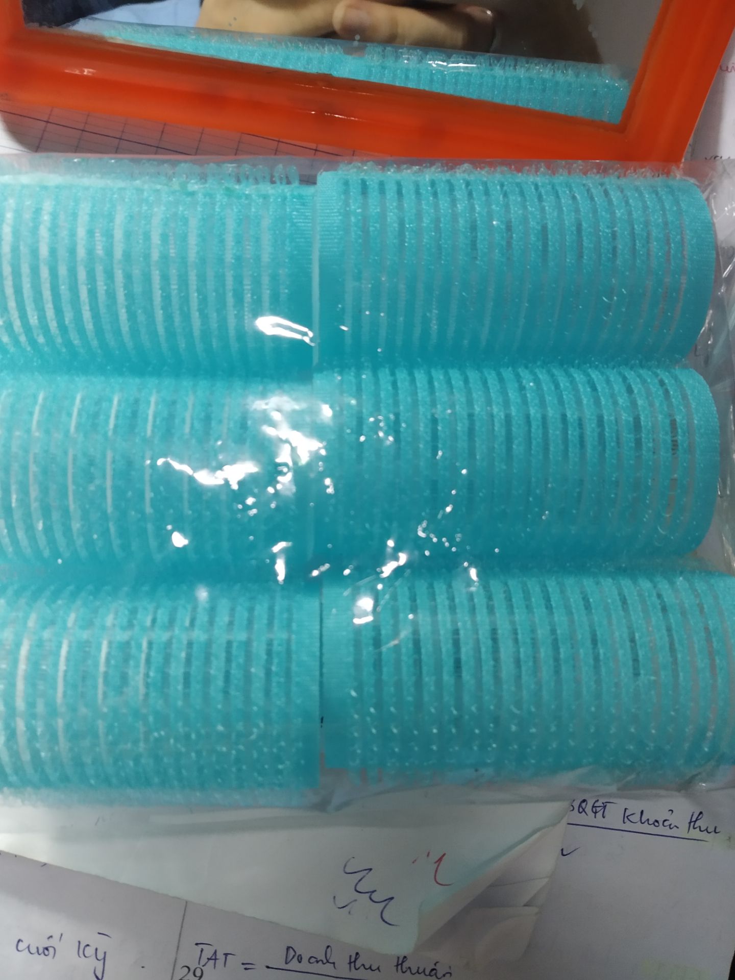 giao hàng nhanh.. đóng gói cẩn thận.. khả năng dính tốt..  dễ sử dụng.. giá tốt