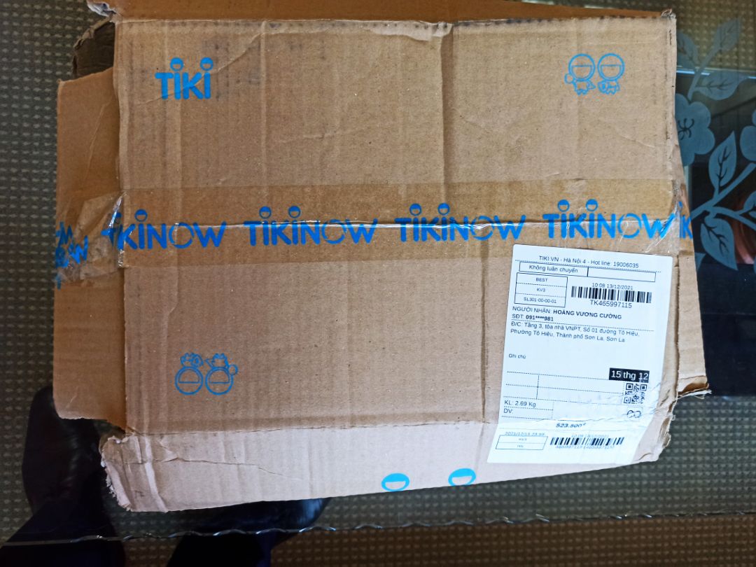 K biết có phải nhiều đơn quá không mà TiKi giao hàng đóng gói quá tệ. Mua hàng nhiều lần và rất tin tưởng khi mua ở Tiki mà lần này thì k OK chút nào, mua sách mà bao bì rách nát, k bọc, k gói gì cả.