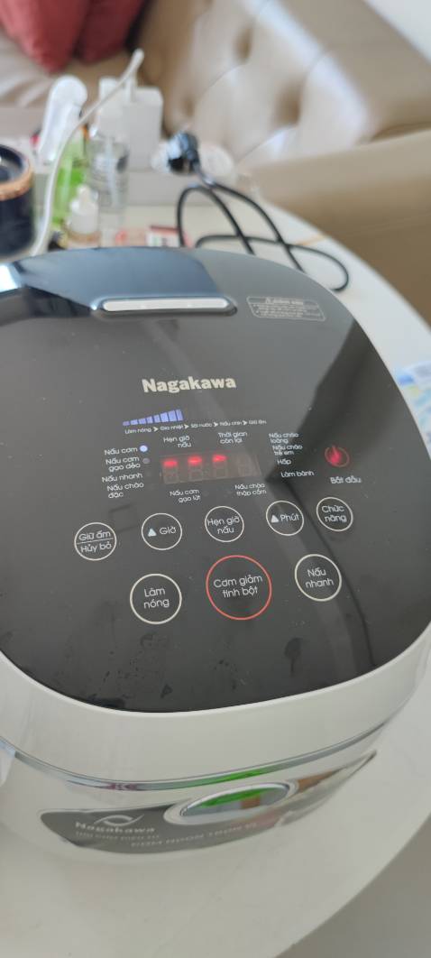 Mình mới nhận hôm qua nhưng nắp nồi bị hở, bấm vào cứ kêu rất khó chịu. Ko chọn dc các phím chức năng cảm ứng. Làm sao để đổi hàng đây Tiki?