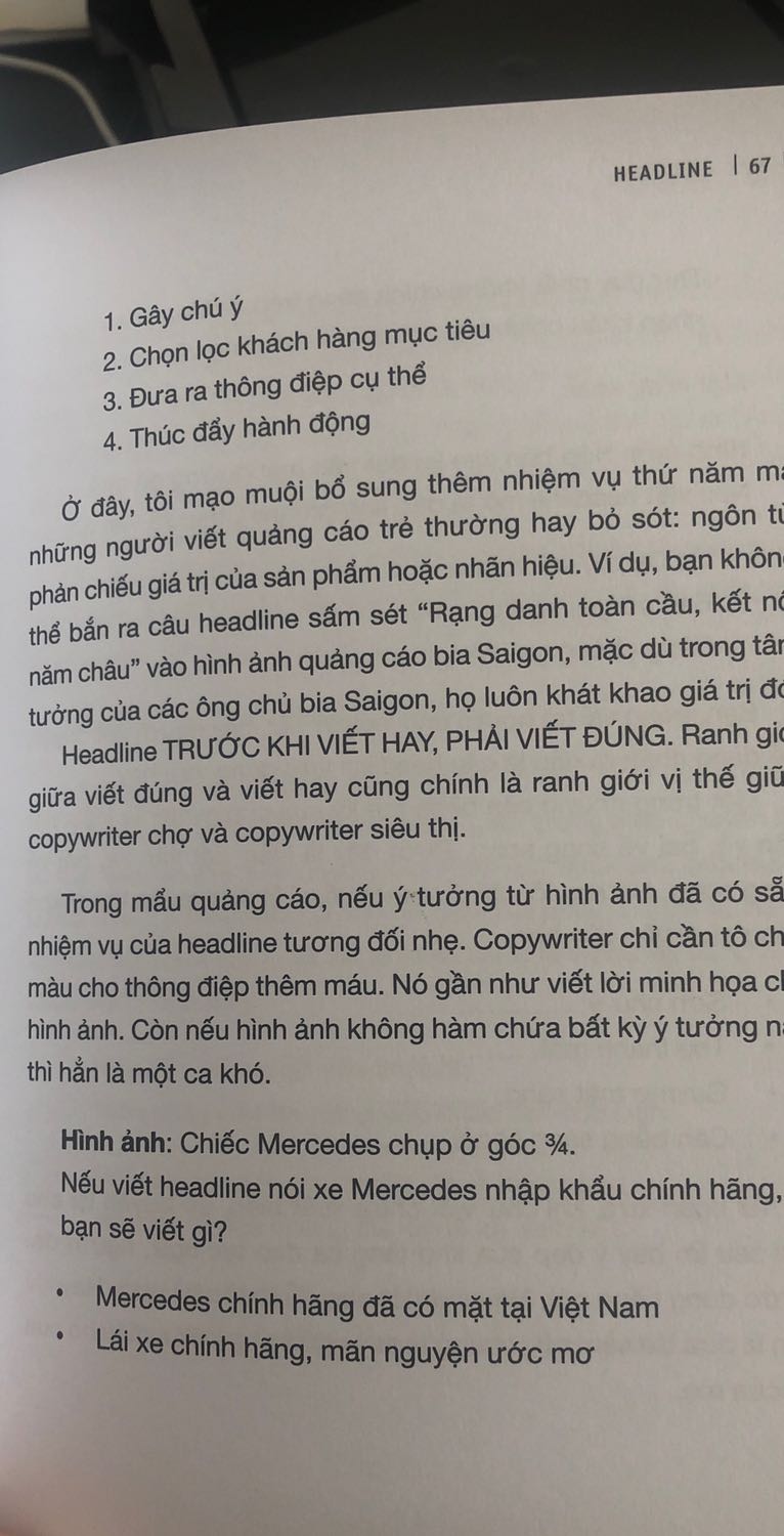 Hay, hài hước và truyền tải những kinh nghiệm cũng như những thách thức của nghề, cũng truyền tải cả sự đam mê của tác giả, phù hợp cho các bản trẻ mới bước đầu dấn thân vào mảng copywriter