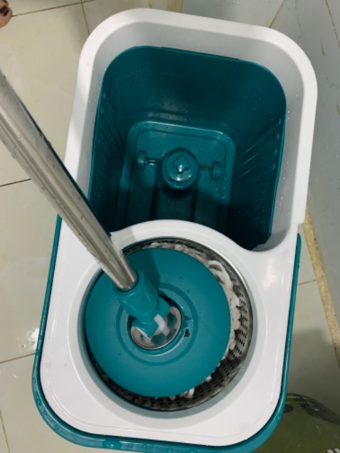 Hoàn toàn thất vọng về chất lượng sp, m vừa mua trưa nay, vừa lau nhà được 1 lượt, lượt thứ 2 thì vỡ luôn ah, giờ kg biết làm sao, tiền còn chưa trả mà hàng đã kg xài được rồi, làm thế nào để trả hàng lại ạ?