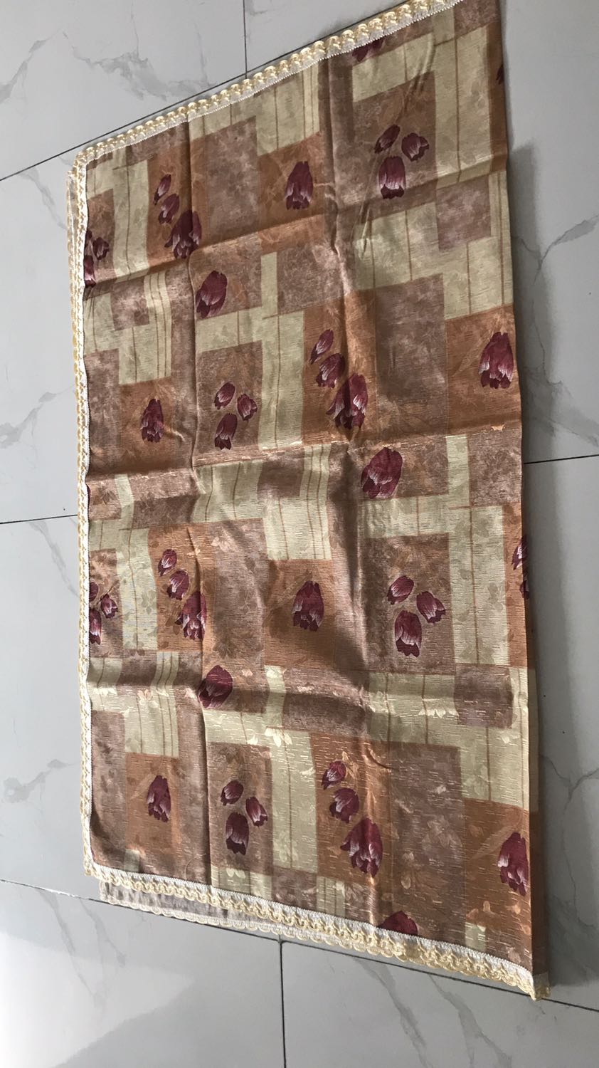 Khan vai trai ban dep, nhung ko biet chat luong co ben ko, shop 5 sao