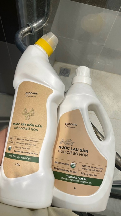 Gói hàng cẩn thận giá lại hợp túi tiền nữa. Sản phẩm ok. Giá rẻ.  Giao hàng đủ.  Shop đa dạng sản phẩm. Chất lượng sản phẩm tốt.  Mua rất nhiều sản phẩm ở shop khá ưng ý shop khá nhiệt tình và rất có tâm. Sẽ ủng hộ thêm , tẩy sạch nhanh nha