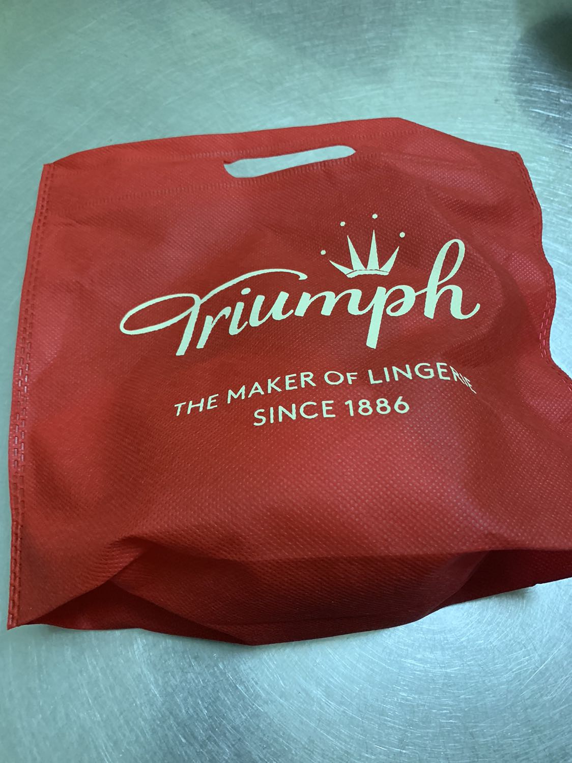 Vừa nhận hàng
Nhìn có vẻ ổn