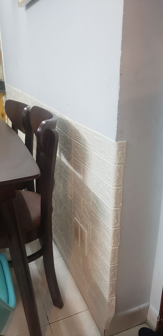 dính tốt, chất lượng ok. gọn nhẹ. giá tiền như vậy là quá tốt rồi. nhưng nếu miếng dán dày hơn sẽ dễ thao tác. cảm ơn Tiki