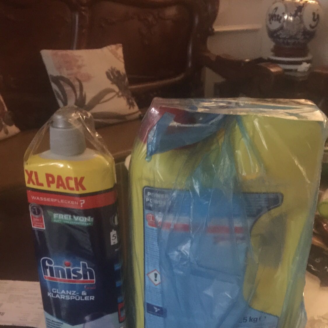 Tôi rất ấn tượng về cách sử dụng và thời gian giao hàng rất nhanh.