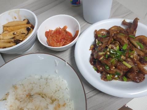 Gạo dẻo, thơm,mùi thơm rất riêng luôn. Ăn 1 lần là nhớ, phải tìm mua mãi, thanks shop Gạo dẻo, thơm,mùi thơm rất riêng luôn. Ăn 1 lần là nhớ, phải tìm mua mãi, thanks shop