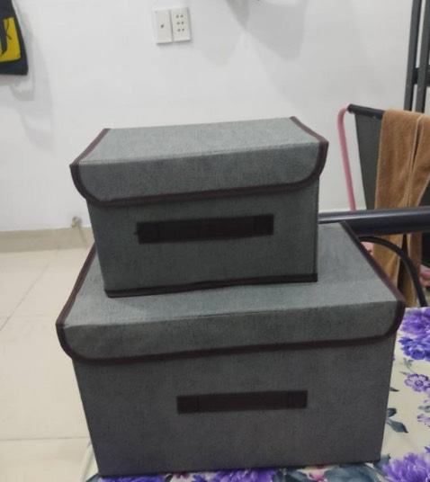 Mua được 2 bộ mà tiện ghê luôn, để gọn đồ vs quần áo, chắn chắn cứng cáp, nên mua nhé mn