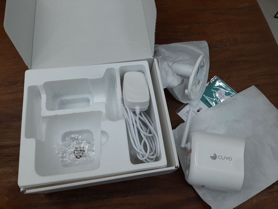 Thời gian giao hàng nhanh hơn dự kiến.đầy đủ phụ kiện, thấy có vẻ chắc chắn sau khi lắp.Mới dùng thấy đèn sáng, phát hiện chuyển động nhanh, nhạy. Chất lượng hình ảnh ok. Hi vọng chạy ổn định trong time dài.