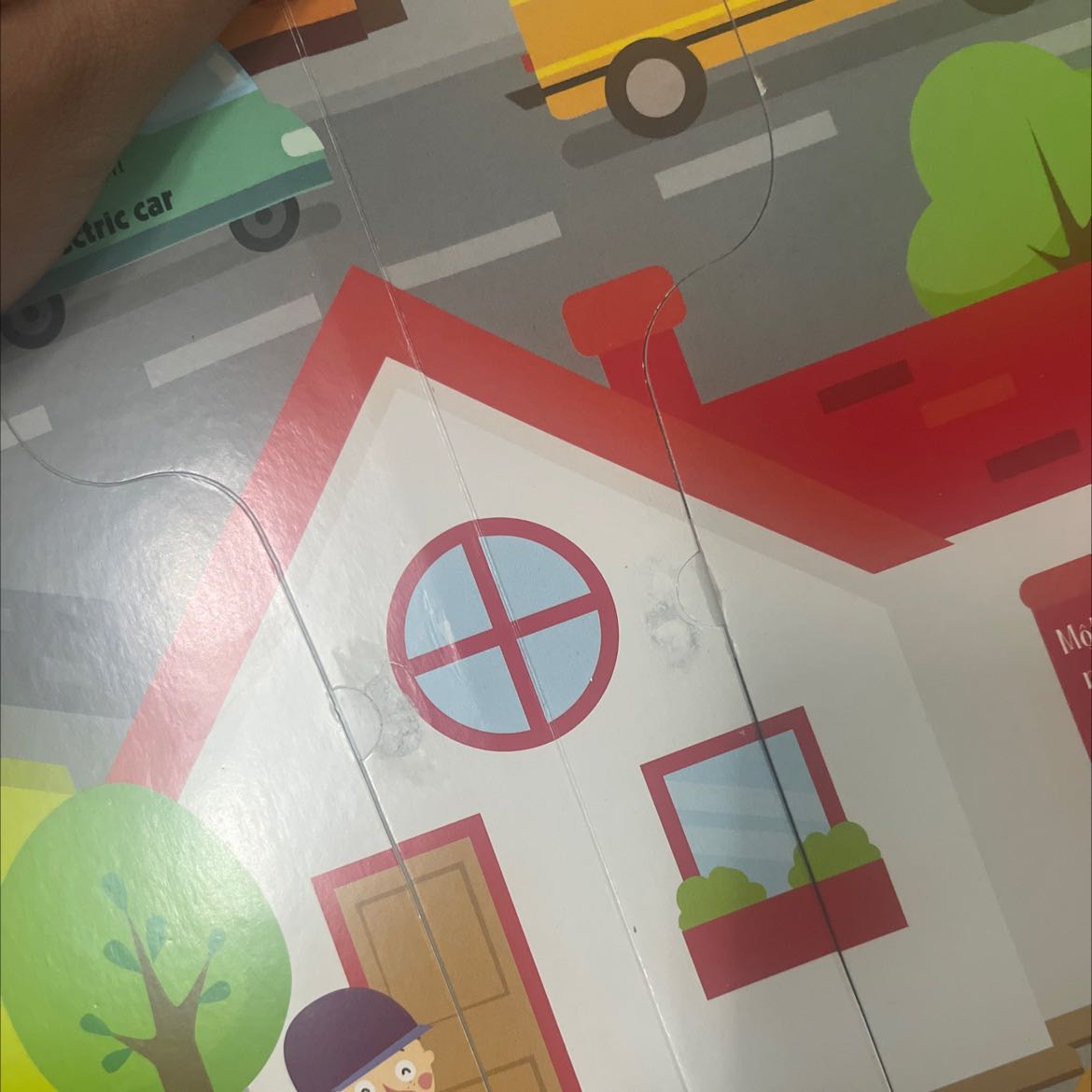 sao sách mình bị dính gì vậy ạ