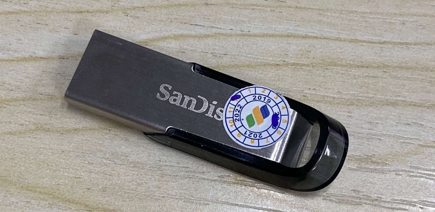 Mới cắm vào máy *** thử thì có nhận usb còn tốc độ mình chưa *** nhưng mình k có yêu cầu quá cao về tốc độ nên chỉ cần cop và lưu trữ dữ liệu được là ok. Usb ghi 32gb nhưng thực tế chỉ có 28.6gb. Ship nhanh, chuẩn tiki now trc 10h giao hàng :)) Mới cắm vào máy *** thử thì có nhận usb còn tốc độ mình chưa *** nhưng mình k có yêu cầu quá cao về tốc độ nên chỉ cần cop và lưu trữ dữ liệu được là ok. Usb ghi 32gb nhưng thực tế chỉ có 28.6gb. Ship nhanh, chuẩn tiki now trc 10h giao hàng :))