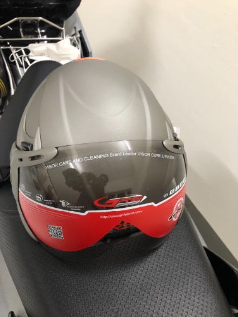 Mũ đội chắc chắn, màu đẹp, size vừa, đúng như quảng cáo. Chât lượng tốt.