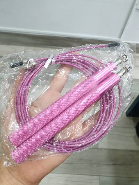 loại này xài rất ok nhé, nhảy single or double đều đã, dây nhẹ không bị xoắn mình hay dùng loại này.
Shop đóng gói rất cẩn thận, giao hàng siêu nhanh trong ngày luôn. Sẽ ủng hộ tiếp