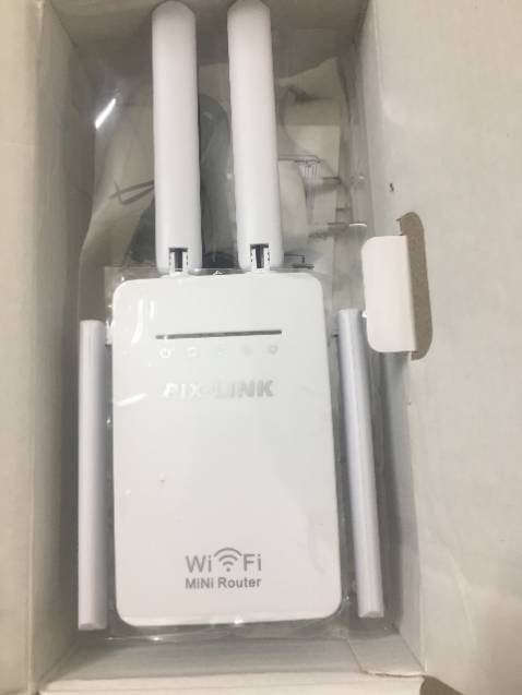 Bắt sóng nhanh, sóng khỏe hơn 
cài đặt cũng nhanh 
cắm dây mạng và dây nguồn vào xong lấy thiết bị kết nối vào wifi  đều được 
nói chung sản phẩm rất ok Bắt sóng nhanh, sóng khỏe hơn 
cài đặt cũng nhanh 
cắm dây mạng và dây nguồn vào xong lấy thiết bị kết nối vào wifi  đều được 
nói chung sản phẩm rất ok