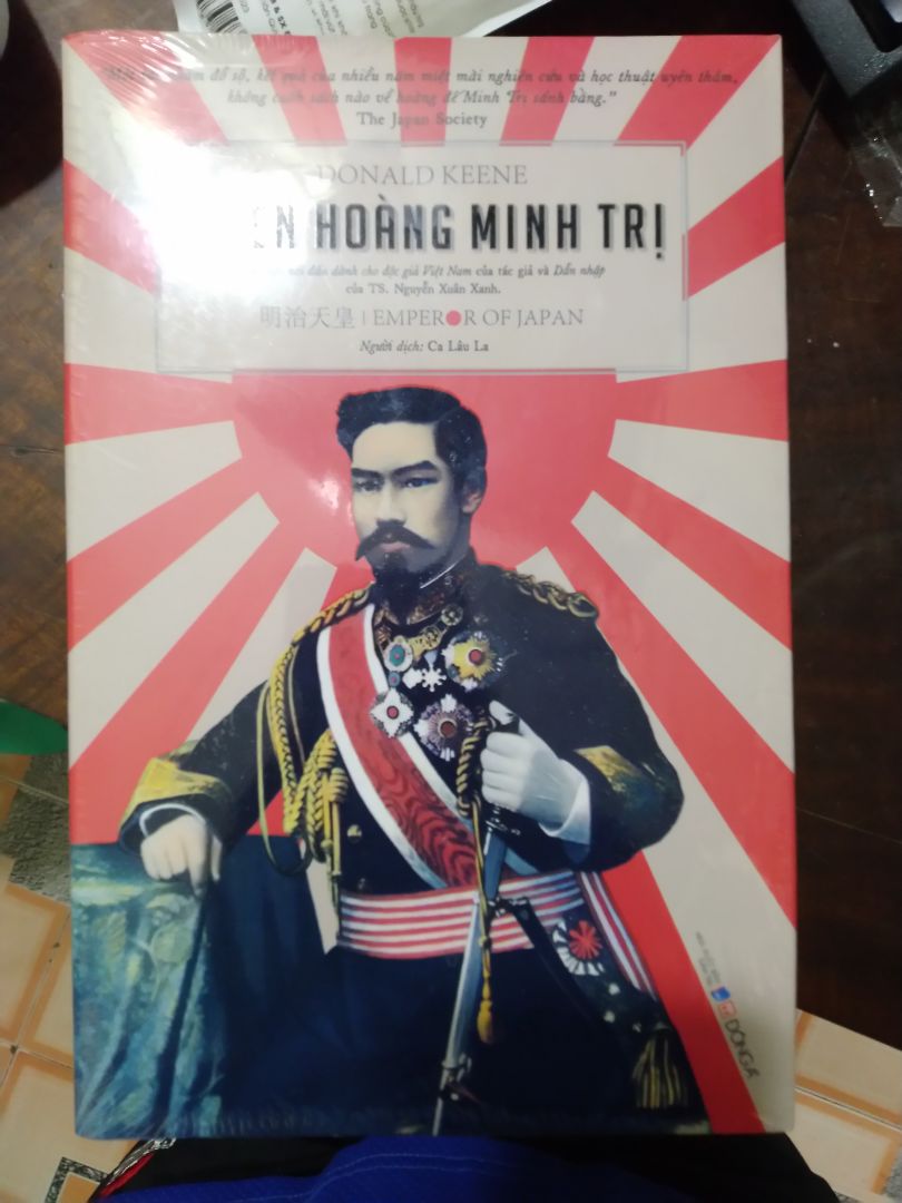 siêu siêu ưng. mua được giá giảm gần 60%. sách vẫn còn bọc giấy bóng