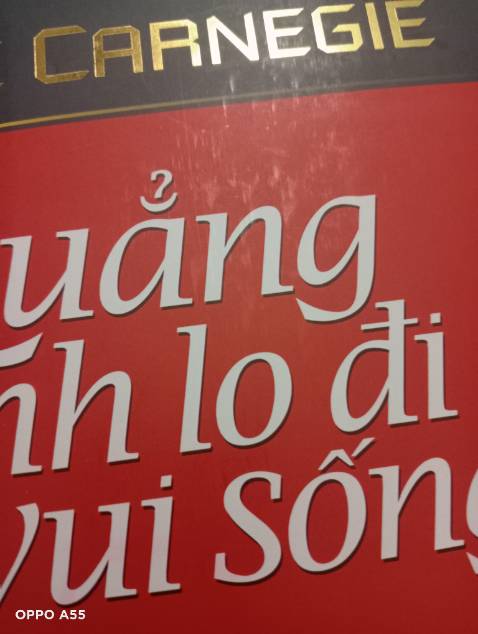 Sách nhận về bìa hơi bị bẩn nhưng mà vì giao hàng nhanh và đóng gói cũng ổn nên vẫn cho 5⭐