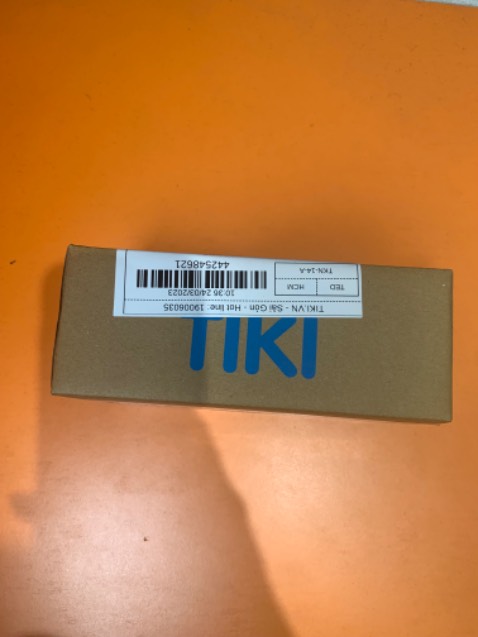 Shipper lịch sự, giao hàng nhanh. 
Shop đóng gói hàng cẩn thận.