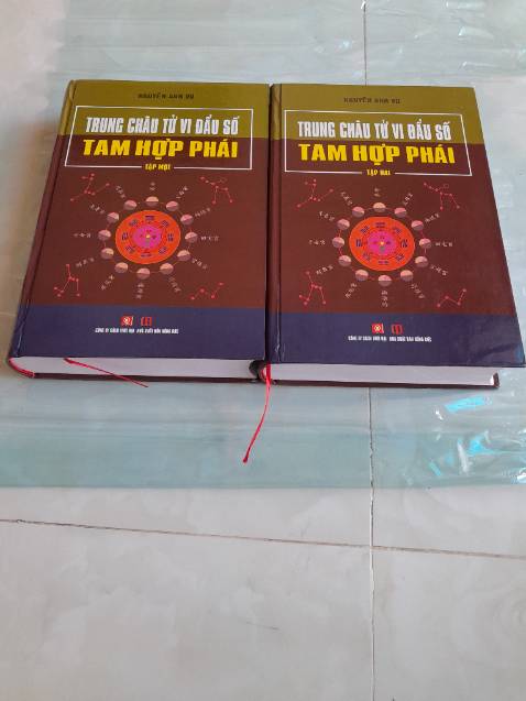 Sách đẹp , giấy trắng , chữ in rõ nét , bìa cứng . Shop đóng gói cẩn thận .