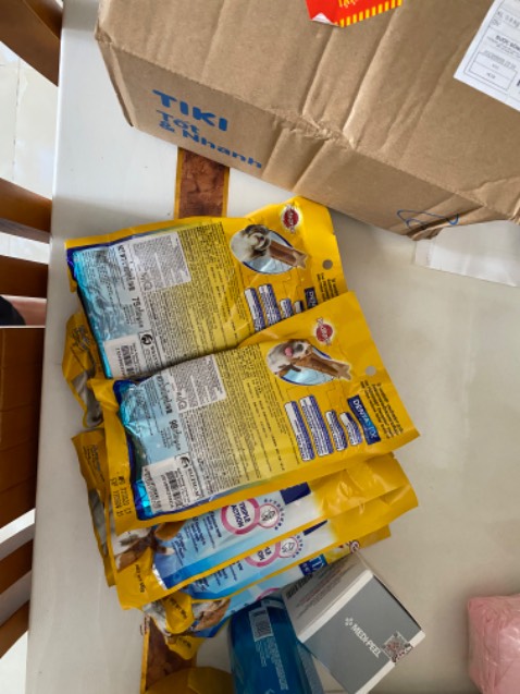 Mua 8 gói 98g, lại giao là 7 gói 98g và chèn vào 1 gói 75g Mua 8 gói 98g, lại giao là 7 gói 98g và chèn vào 1 gói 75g