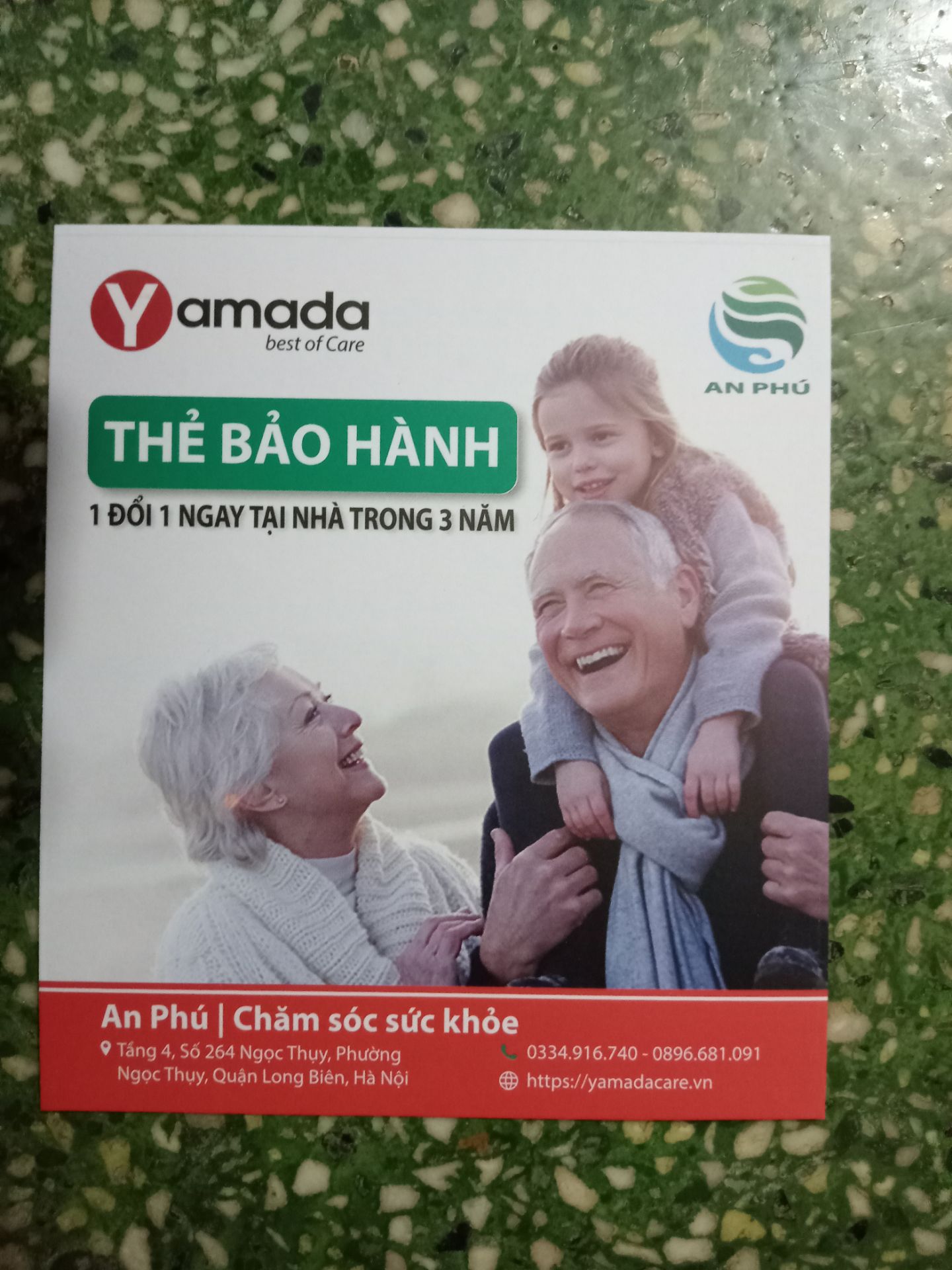 Sản phẩm tốt, dễ sử dụng, có âm báo tiếng Việt, tiện lợi cho người lớn tuổi, được tặng kèm 4 viên pin, thẻ bảo hành đầy đủ, chu đáo, cách gửi hàng cũng rất dễ thương.