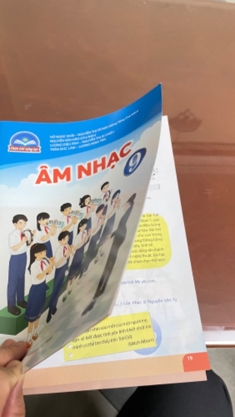 Chất lượng sách tốt. Giao hàng quá chậm, mất 6 ngày, không đúng như cam kết