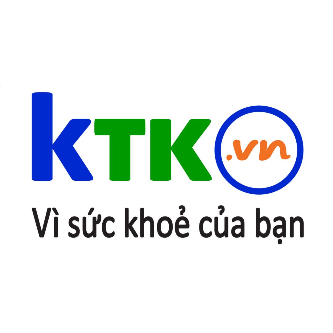 Bộ có 2 khăn lau đi kèm khi lau ướt tương đối thôi, vẫn có vết loang. Được cái chất lau có cồn nên khô nhanh.
Chổi lau đúng là dễ rụng lông.
Bóng bóp thổi mạnh.
Cơ bản là ok.