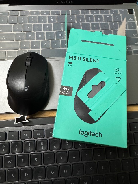 Giao chuột cũ đã qua sử dụng