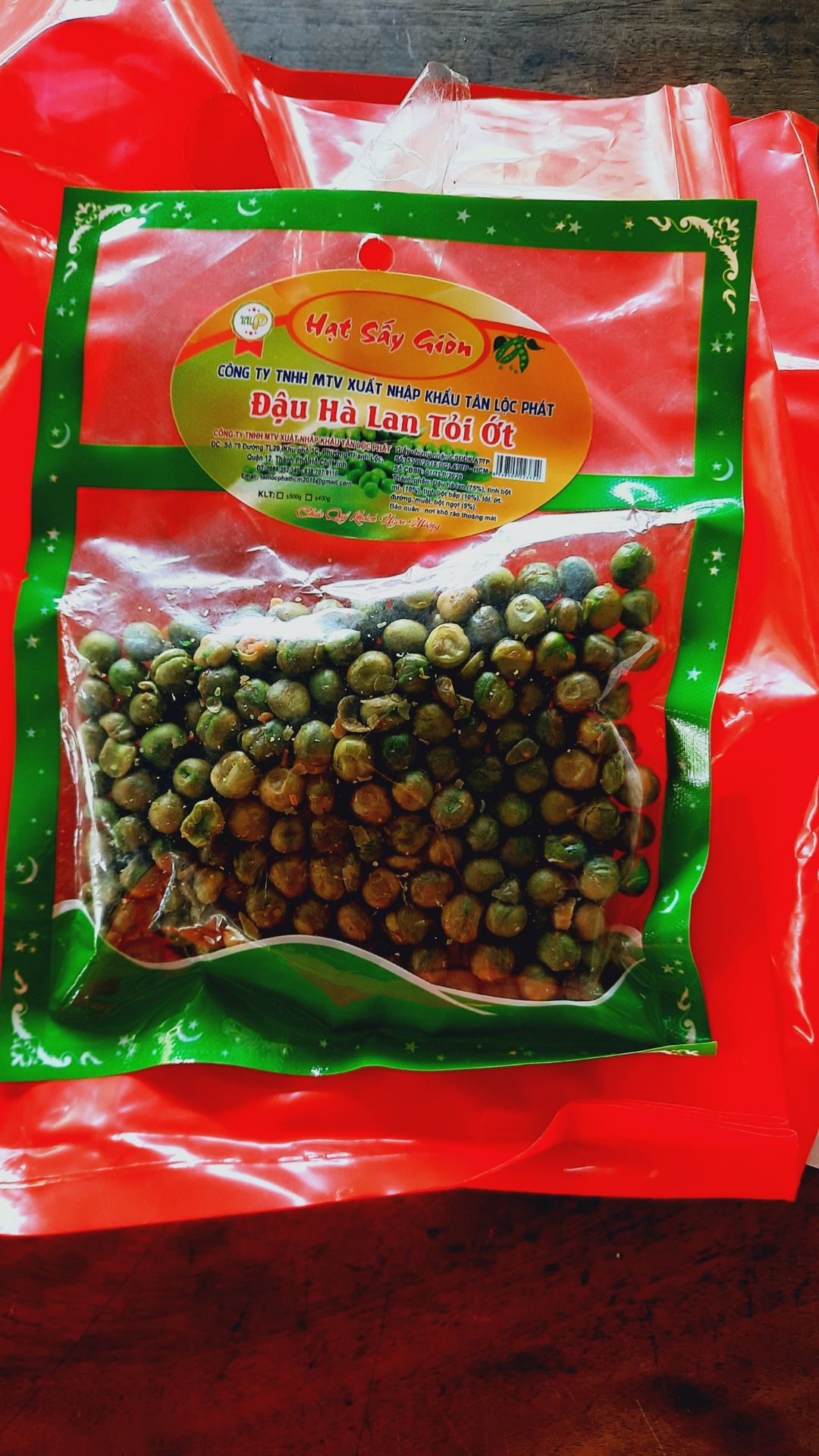 mình nhận hàng k giống như lúc đặt, shop *** đảo, mình muốn trả hàng, tiki giải quyết hộ mình