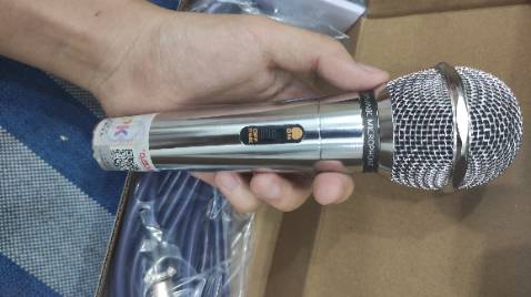 Micro bắt tiếng tốt, âm thanh chân thật, dây khá dài, chắc chắn, 10 đỉm lun shop