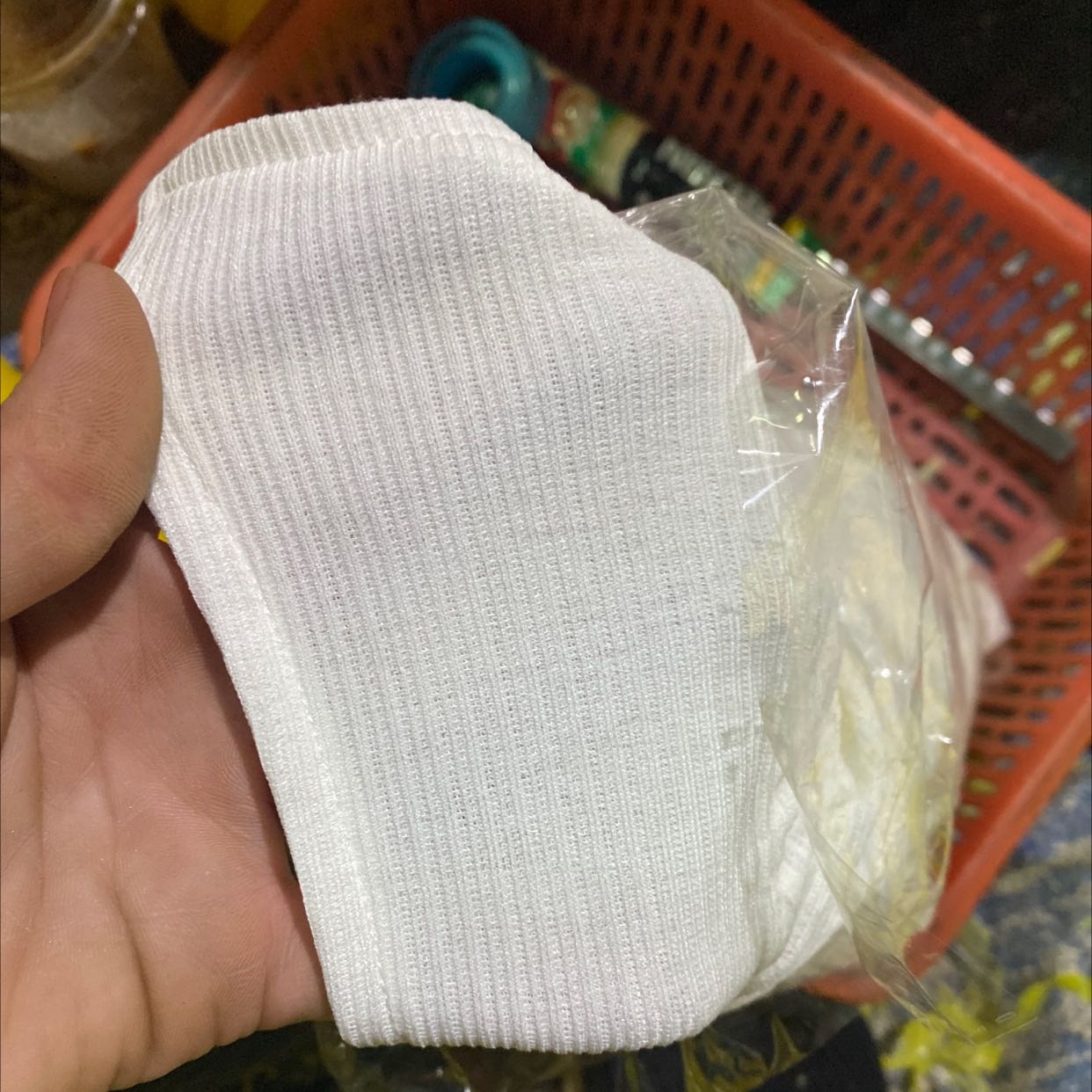 Giao khg đúng san pham nhu trên hình bực hết sức khg phai ai cũng ranh