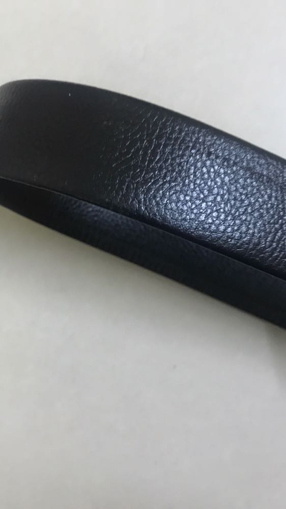 Thắt lưng thời trang, thiết kế đơn giản mà đẹp. Dây da mền và tốt.