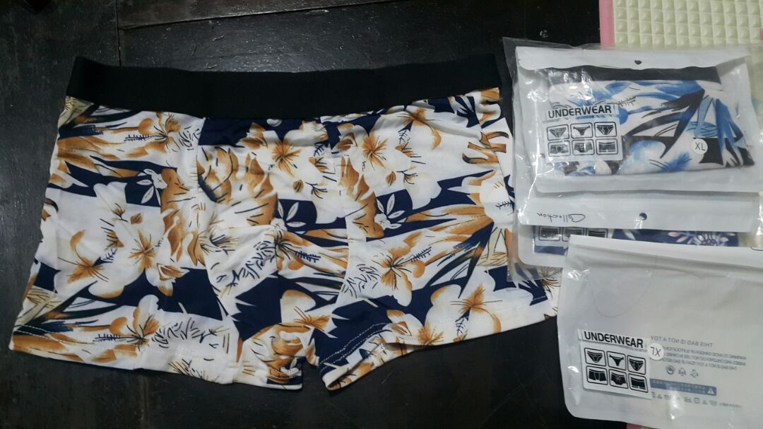 shop giao ko đúng mẫu, mình chọn loại cạp ép ko đường may và ko có bông như đã giao. Shop vui lòng cho đổi loại đã chọn.