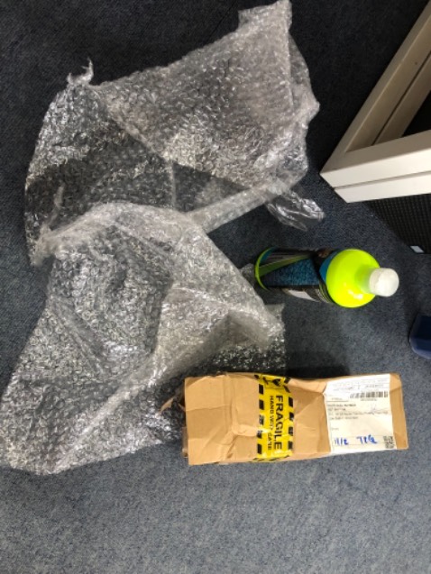 Bạn nv phản hồi rất kịp thời và có trách nhiệm, sẽ ủng hộ khi có nhu cầu! Cảm ơn shop